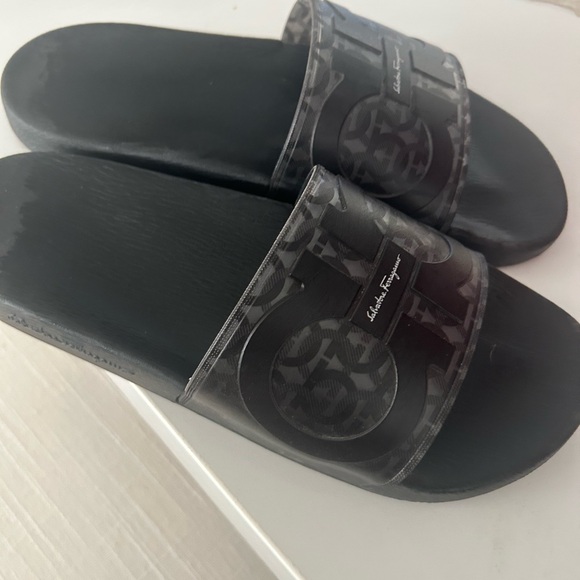 Salvatore Ferragamo Black Synthetic Slides - Picture 1 of 3